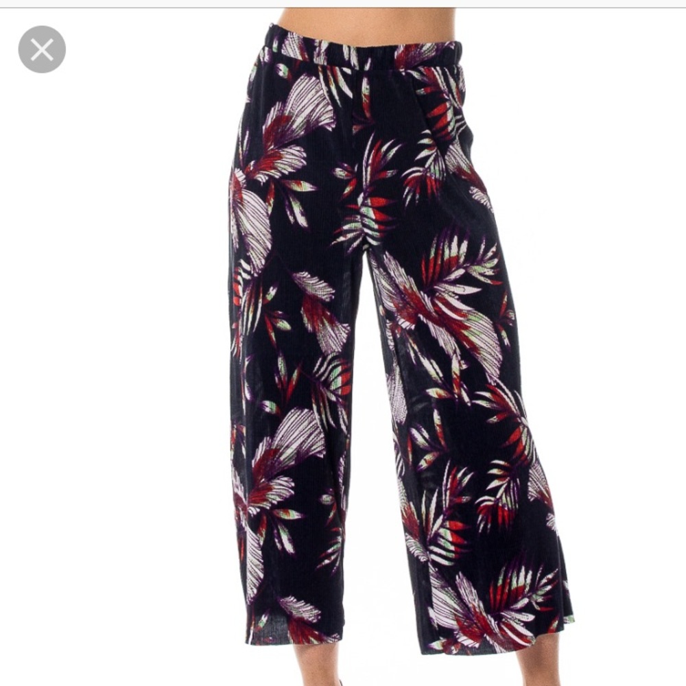 Navy Vibrant Palm Print Culottes NWT